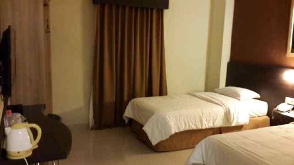 The Waigo Hotel Соронг Экстерьер фото