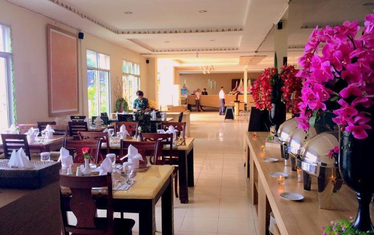 The Waigo Hotel Соронг Экстерьер фото